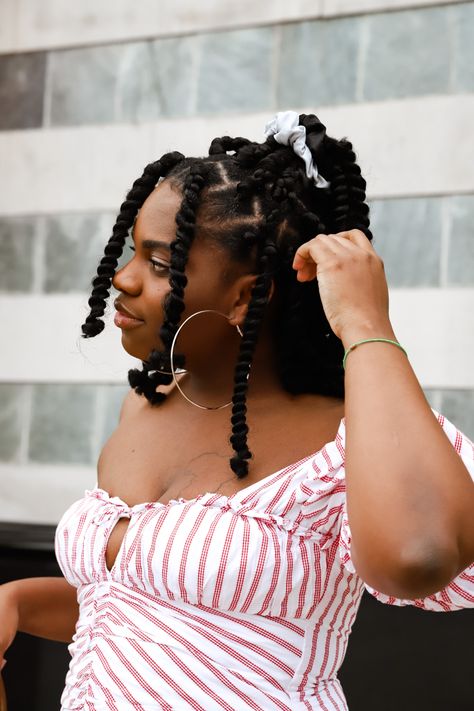 Shirt Passion Twist, Bob Length Passion Twists Hairstyle, Best Protective Styles, Maintaining Passion Twists, How To Maintain Passion Twist, Pre Looped Passion Twist, Layered Bob Hairstyles For Black Women, Cornrows With Extensions, Easy Winter Hairstyles