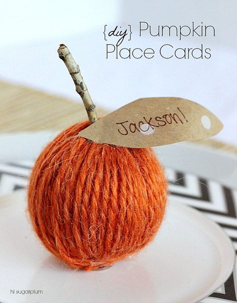 Make these cute DIY pumpkin place card holders for Thanksgiving #thanksgiving #placecard                                                                                                                                                                                 More Simple Place Cards, Easy Diy Thanksgiving, Diy Place Cards, Thanksgiving Projects, Hi Sugarplum, Thanksgiving Place Cards, Thanksgiving Fashion, Diy Thanksgiving, Thanksgiving Table Decorations