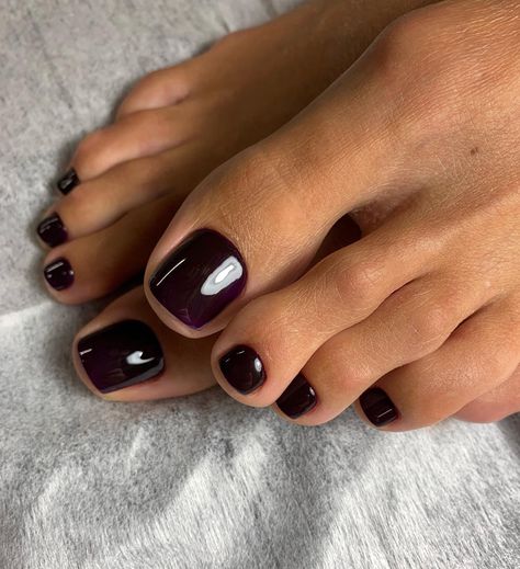 Posted by Zoe Scott: Welcome, today we dive into the enchanting world of dark purple pedicures! If you're like me, always looking for that next stunning nail color to rock... Dark Purple Pedicure Toenails, Pedicure Dark Colors, Dark Toenail Polish, Dark Brown Pedicure, Dark Purple Pedicure, Dark Toe Nail Colors, Dark Purple Toe Nails, Dark Pedicure Colors, Mani Pedi Colors