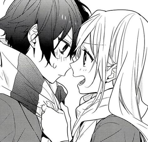 Horimiya Hori, Manga Couple, Shoujo Manga, Anime Couples Manga, Manga Pictures, Anime Couples Drawings, Remember When, Cute Anime Couples, 그림 그리기