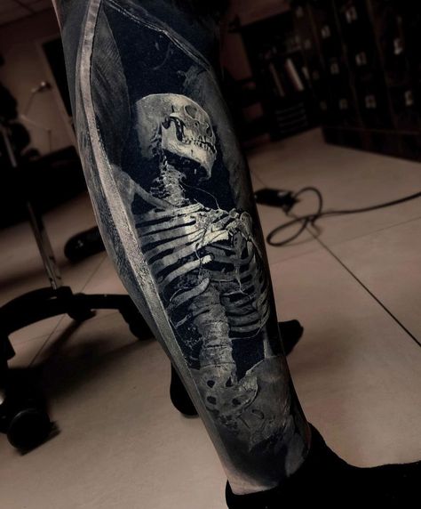 Realistic skeleton in a coffin by Eliot Kohek, an artist based in Annecy, France. Eliot Kohek, Skeleton In Coffin, Realistic Skeleton, Coffin Tattoo, 3d Skeleton, Photo Realism, Medieval Tattoo, Skeleton Tattoo, Tattoo On Forearm