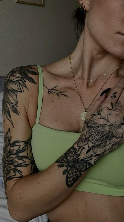 Moth And Leaves Tattoo, Moth Tattoo Upper Arm, Black Work Shoulder Tattoo, Nature Tattoo Shoulder, Moth Chest Tattoo, Black Work Tattoo, 40 Tattoo, Sleeve Aesthetic, 27 Club