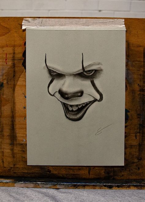 Colored Pencil Artwork Ideas, Scary Drawings, Horror Drawing, Disney Drawings Sketches, Naruto Sketch Drawing, Creepy Drawings, Pencil Sketch Images, Horror Artwork, Object Drawing