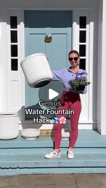 Diy Small Water Fountain, Diy Water Fountain Indoor, Diy Fountains Backyard, Water Fountains Outdoor Diy, Homemade Water Fountains, Small Water Fountain, Plastic Bottle Planter, Diy Water Feature, Chair Woodworking Plans