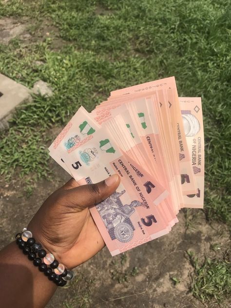 5 naira Nigerian note mint Girl Holding Money, Nigeria Money, Nigerian Money, Holding Money, Money Board, Dont Touch My Phone, Money Pictures, Dont Touch My Phone Wallpapers, Dont Touch