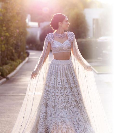 40+ Engagement Looks For Brides-To-Be Indian Engagement Outfit, Tulle Lehenga, Thread Work Embroidery, Engagement Looks, Engagement Dress For Bride, Chikankari Lehenga, Engagement Saree, Engagement Lehenga, Indian Engagement