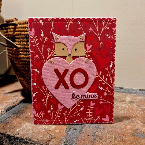 Project Ideas for Honey Bee Stamps - Happy Hearts Collection - Honey Cuts - Steel Craft Dies - Heart Hugs (hbs-hbds-hrthug) - Scrapbook.com Heart Hugs, Honey Bee Stamps, Bee Cards, Bee Mine, Photopolymer Stamps, Happy Heart, Valentine Day Cards, Cute Cards, Honey Bee