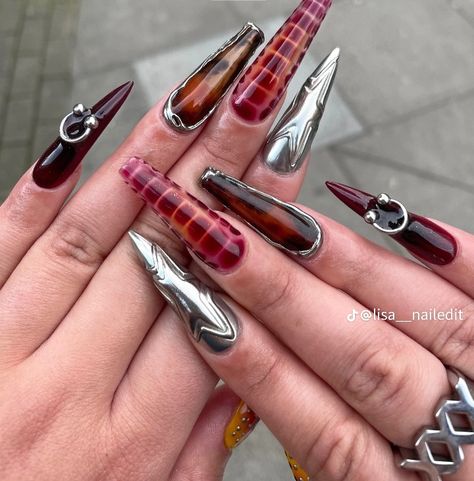 Mixed Shape Nails, Fun Red Nail Designs, Unique Red Nails, Crazy Red Nails, Gaudy Nails, Edgy Fall Nails, Complicated Nail Designs, Nails Art Aesthetic, Red And Silver Nail Designs