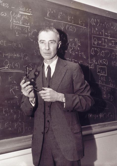 Oppenheimer’s warning lives on: international laws and treaties are failing to stop a new arms race Edward Teller, Enrico Fermi, J Robert Oppenheimer, Robert Oppenheimer, Manhattan Project, Arms Race, Destroyer Of Worlds, Physicists, Historical Facts