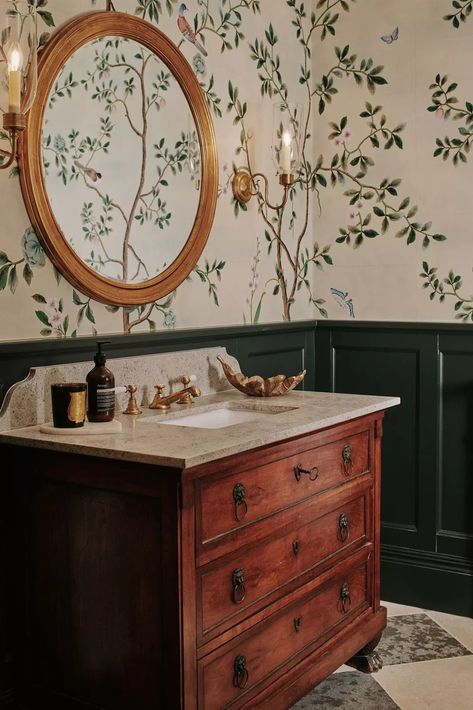 The Wallpapers Interior Designers Love | SheerLuxe Cloakroom Wallpaper, Wallpapers Interior, Elegant Powder Room, Sims Hilditch, Downstairs Cloakroom, Bathroom Paneling, Victorian Bathroom, Hand Painted Wallpaper, Green Bathroom