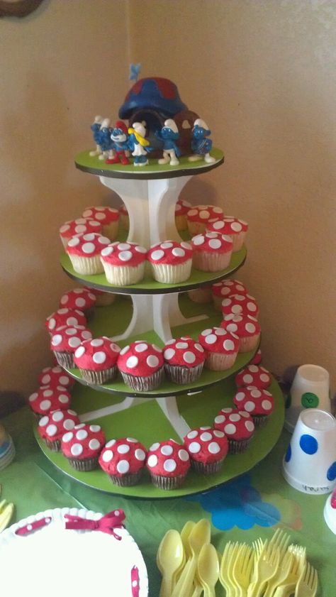 Smurfs Birthday Cake Top Smurfs Cakes birthday party girl boys schtroumphs Smurfs Party Decorations, Smurfs Birthday, Smurfs Cake, Smurfs Party, Birthday Cupcakes Decoration, Cupcake Pictures, Mario Birthday Party, Mario Birthday, Mario Party