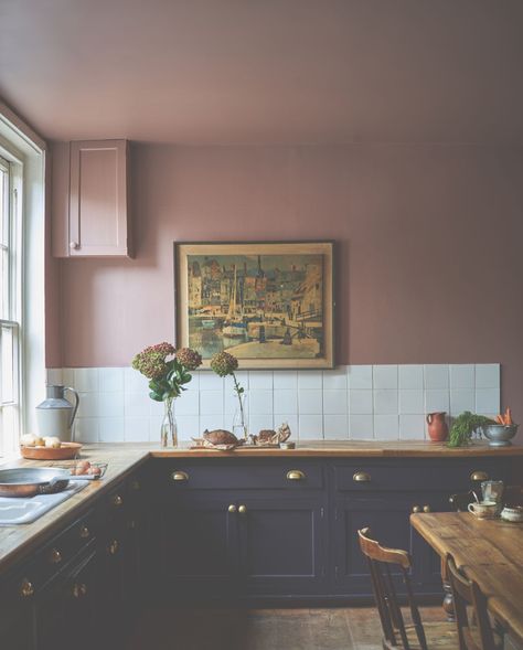 Farrow And Ball Colours, Pink Kitchen Walls, Sulking Room Pink, Farrow And Ball Kitchen, Laundry Room Layouts, Victorian Kitchen, Laundry Room Remodel, Farrow And Ball, Kitchen Extension