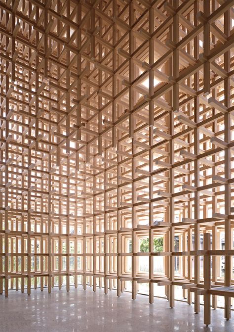 Kengo Kuma Japanese Joinery, Timber Architecture, Wooden Architecture, Kengo Kuma, Viborg, Japanese Furniture, Wood Architecture, Wood Building, Japanese Architect