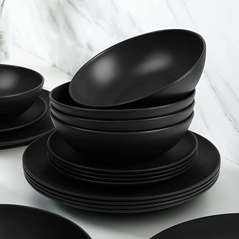 Black Dining Plate Set, Matte Black Dishes, Black Plates Aesthetic, Black Dishes Aesthetic, Black Matte Plates, Black Bowls And Plates, Black Plates And Bowls Set, Plates And Bowls Set Aesthetic, Aesthetic Plates And Bowls Set