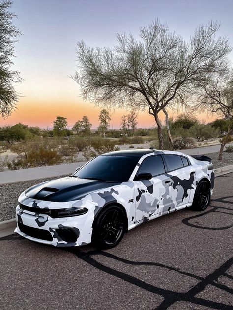 Dodge Charger Wrap Ideas, Dodge Charger Wrap, Custom Dodge Charger, Cool Car Wraps, Camo Car, Dodge Chargers, Dodge Charger Hellcat, Charger Srt Hellcat, Serie Bmw