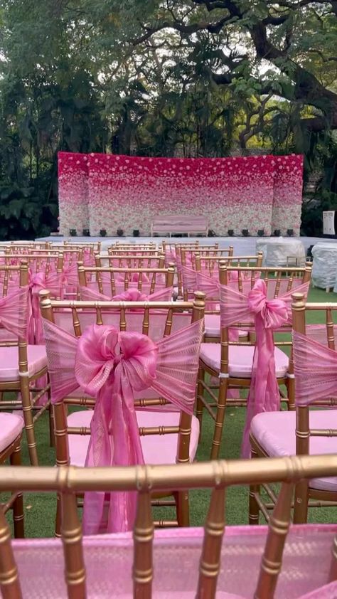 Stage Design Wedding, Stage Decorations Wedding, Indian Wedding Decorations Receptions, Engagement Stage Decoration, Reception Stage Decor, Themed Wedding Decorations, Night Wedding Decor, Mehendi Decor, Wedding Stage Backdrop