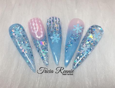 Frozen Nails Acrylic, Blue Christmas Acrylic Nails, Classy Christmas Nails Acrylic, Frozen Inspired Nails, Christmas Nails Acrylic Coffin, Classy Christmas Nails, Frozen Nail Art, New Year's Eve Nails, 2023 Spring Nails