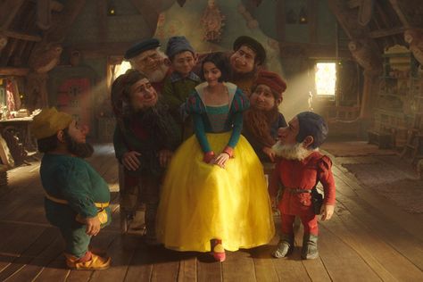 Disney’s live-action Snow White has been delayed to 2025 - The Verge Snow White 2025, Andrew Burnap, Snow White Movie, Disney Reveal, Film Netflix, Film Trailer, Sette Nani, Disney Live, Greta Gerwig