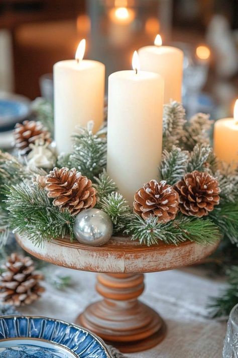 Easy Christmas Centerpieces Cheap, Christmas Centerpieces Cheap, Xmas Table Decorations, Candle Stick Decor, Candle Arrangements, Christmas Candle Decorations, Christmas Flower Arrangements, Country Christmas Decorations, Crochet Christmas Decorations