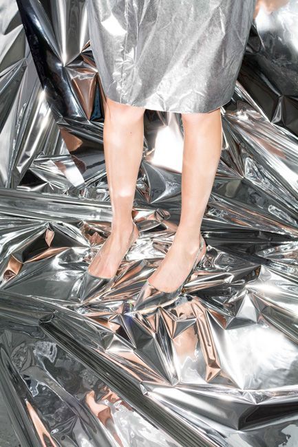 http://lulufrost.tumblr.com/post/155532789345/weekend-wildcard-foiled-plans-source Mylar Backdrop, Metallic Editorial, Mirror Effect Nails, Heather Mcdonald, Space Fashion, Lulu Frost, Metal Fashion, Shine Bright Like A Diamond, Space Jam