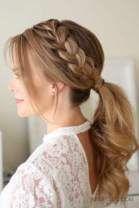 I have been on such a ponytail kick lately and just can’t get enough of them. I wore this lace braid ponytail recently and posted a picture on the gram. Many of you had asked for a tutorial so I thought it’d be fun to… Hair Graduation, Simple Elegant Hairstyles, Cool Braid Hairstyles, Cool Braids, Penteado Cabelo Curto, Chic Hairstyles, Trending Hairstyles, Formal Hairstyles, Hair Do