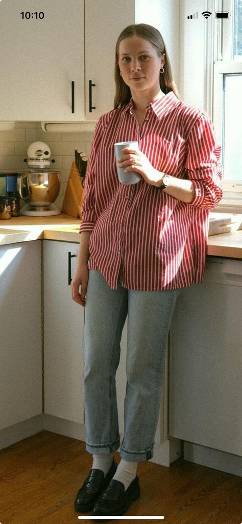 Rom Com Style, Red Striped Shirt Outfit, Feminine Work Outfit, Minimalist Outfit Ideas, Loafer Outfits, Postpartum Style, Outfits With Striped Shirts, Postpartum Fashion, Red Striped Shirt