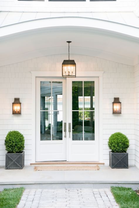 Curb Appeal- 18 color ideas for your door - French Country Cottage Modern French Farmhouse, White Front Door, Farmhouse Front Door, Identity Crisis, Front Door Entrance, Painted Front Doors, Farmhouse Front, Front Entry Doors, Entrance Design