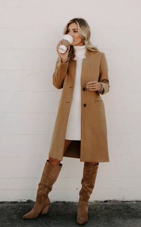 Tan Peacoat Outfit, Tan Wool Coat Outfit, Tan Coat Outfit Winter, Coat Outfit Ideas For Women, Camel Coat Outfit Winter Style, Camel Jacket Outfit, Tan Coat Outfit, Peacoat Womens Outfit, Sweater Coat Outfit