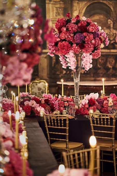 November Wedding Flowers, Armenian Wedding, Wedding Features, Red Wedding Theme, Red Rose Wedding, Luxury Wedding Decor, 11 November, November Wedding, Bride Magazine