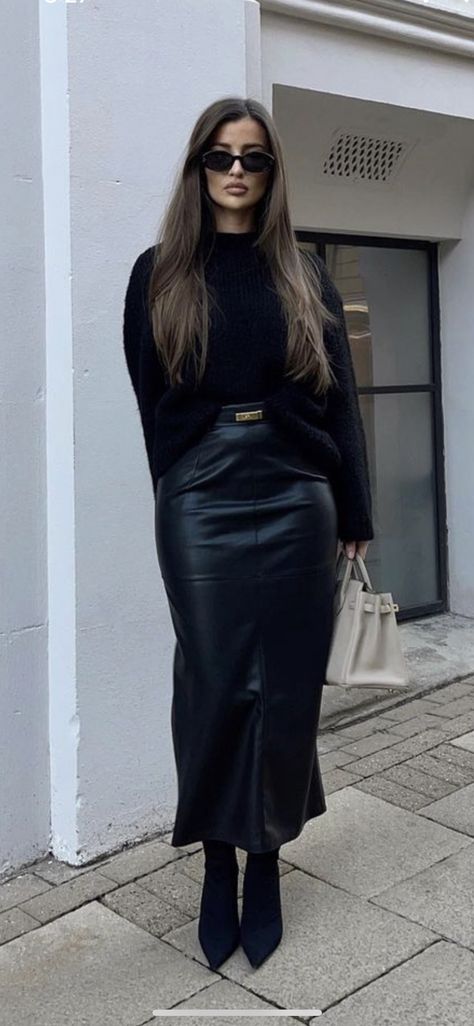 Outfits With Suit Jackets Women, Cute Casual Saturday Outfit, Midi Black Dress Outfit Winter, Black Leather Maxi Skirt, Poncho Skirt Outfit, Classy Winter Work Outfits, Black Leather Long Skirt Outfit, Long Black Sequin Skirt Outfit, 2024 Business Casual Outfits