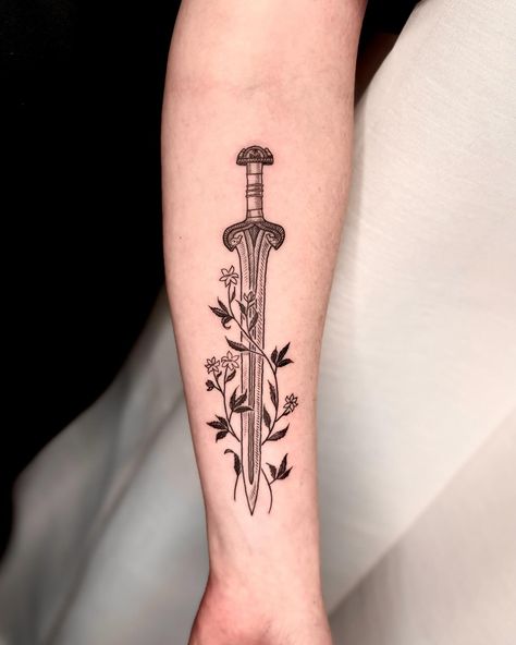 A Series of Weapons ⚔️ Featuring Celestial Sword and Empyrean Halberd from my Etheral Arms collection, along with Éowyn’s sword! Thank you so much Jaimee, Rachel, and Sarah for getting these lethal designs 😊 #swordtattoo #fantasytattoo #renfaire #etchingtattoo #halberdtattoo #etchingtattoo #etchingart #emiscape #artistsguild #goldcoasttattoo #brisbanetattoo #goldcoasttattooartist #brisbanetattooartist #éowyn Halberd Aesthetic, Eowyn Aesthetic, Eowyn Tattoo, Skyrim Swords, Hobbit Aesthetic, Ethereal Tattoos, Brisbane Tattoo, Etching Tattoo, Shin Tattoo