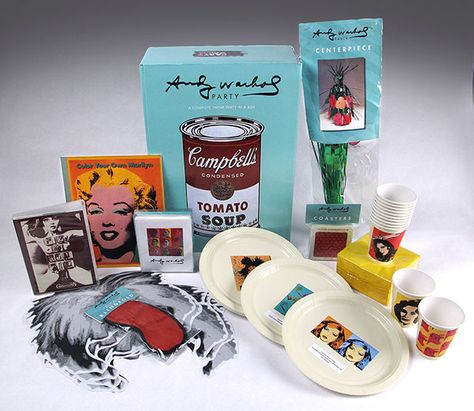 Andy Warhol Party, Pop Art Party, Studio 54 Party, Music Birthday Party, Pop Party, Gifts Boxes, Museum Gift Shop, Dance Themes, Entrance Ideas