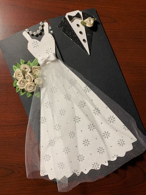 Wedding dress, tuxedo, wedding card, bouquet Homemade Wedding Cards, Card Black And White, Groom Card, Bride Card, Unique Wedding Cards, Dress Card, Wedding Cards Handmade, Wedding Invitation Card Design, Paper Dress