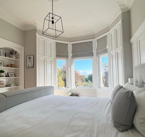 Master bedroom with large bay window painted in Cornforth White Primary Bedroom Bay Window, Bay Window Bedroom Layout Master Suite, Bedroom Ideas Bay Window, Small Bedroom With Bay Window, Bedroom Ideas With Bay Window, Bay Window Panelling, Bay Window Bedroom Layout, Bay Window In Bedroom, Bay Window Ideas Bedroom