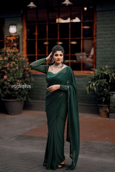 https://instagram.com/moksha_bespoke_stories?igshid=MzRlODBiNWFlZA== Bottle Green Pattu Saree, Plain Green Saree, Green Sequin Saree, Bottle Green Saree, Full Sleeves Blouse Designs, Plain Sarees, Sequins Blouse, Yumna Zaidi, Simple Saree Designs