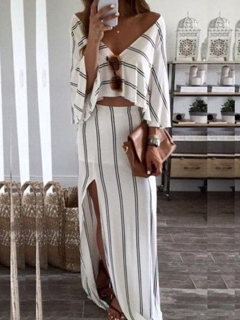 Bohol, Summer Clothing, Maxi Skirts, White Striped Dress, Mode Inspiration, Kurt Cobain, Holiday Outfits, Playsuit, Look Fashion