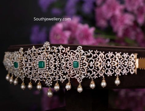 Diamond emerald vaddanam photo Vaddanam Models, Diamond Vaddanam, Indian Things, Diamond Jewlery, Vaddanam Designs, Bridal Diamond Necklace, Jewellery Photography, Pendant Sets, Diamond Wedding Jewelry