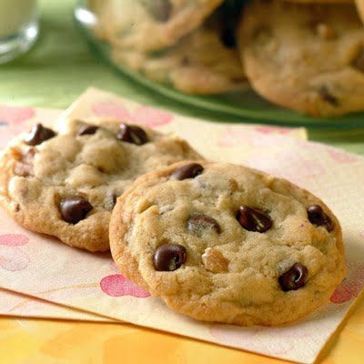 Diabetic NESTLÉ® TOLL HOUSE® Chocolate Chip Cookies Toll House Chocolate Chip Cookies, Toll House Cookies, Nestle Tollhouse Chocolate Chip Cookies, Tollhouse Chocolate Chip Cookies, House Cookies, Toll House Chocolate Chip, Nestle Toll House, Toll House, Choc Chip Cookies