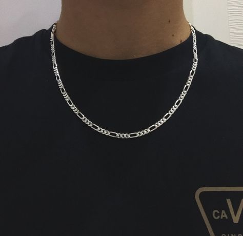 Mens Chain Designs Silver, Silver Chain Men Aesthetic, Boys Chain Design Silver, Chain Aesthetic Men, Silver Chain For Boys, Silver Chain Design For Men, Mens Chain Designs, Mens Silver Chain Necklace, Chains Aesthetic