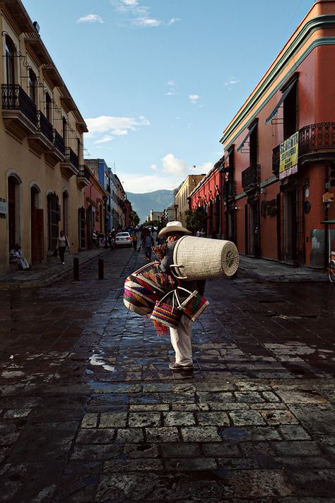 Oaxaca City .... Colorful!! Oaxaca City Mexico, Oaxaca City, Explore Mexico, Mexico Travel Destinations, Mexico Culture, Salt Flats, South Of The Border, Visit Mexico, Family Travel Destinations