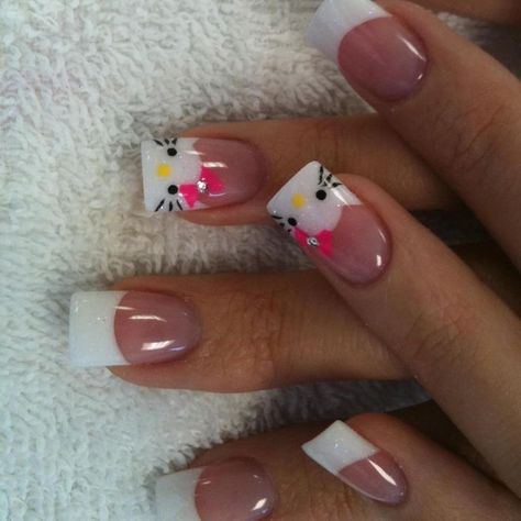 Hello Kitty Nails Short Easy, Plain Hello Kitty Nails, Hello Kitty French Tip Nails Short, Hello Kitty Design Nails, Hello Kitty Nails French Tip, French Hello Kitty Nails, Hello Kitty Nails Acrylic Short, Hello Kitty Nail Art Designs, French Tip Hello Kitty Nails