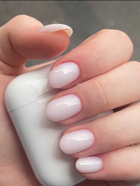 Jelly White Nails, Mini Almond Nails, Short White Almond Nails, White Jelly Nails, White Short Almond Nails, Milky Nails, Casual Nails, Round Nails, Strong Nails