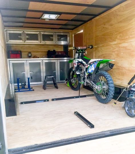 Haul your bike in you enclosed trailer Motocross Trailer, Trailer Layout, Moto Trailer, Motorcycle Camper Trailer, Enclosed Motorcycle Trailer, Van Setup, Motorbike Trailer, Hunting Trailer, Race Trailer