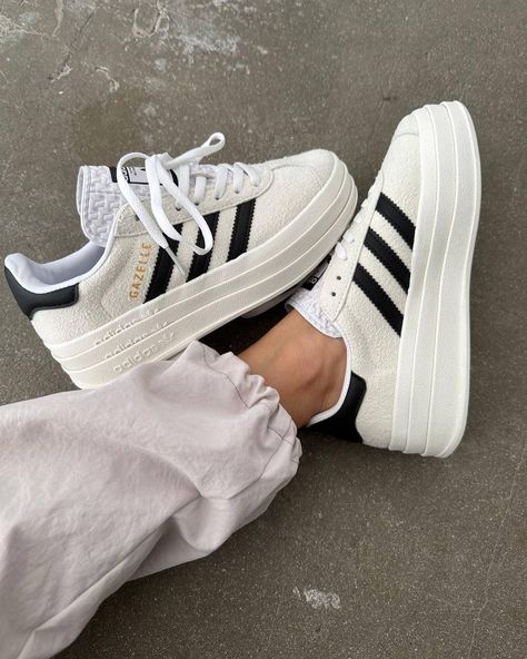 Adidas Gazelle Shoes, Adidas Suede, Shoes Sneakers Casual, Gazelle Adidas, Sneaker Trends, Adidas Gazelle Bold, Gazelle Shoes, Dream Shoe, Shoes Sneakers White