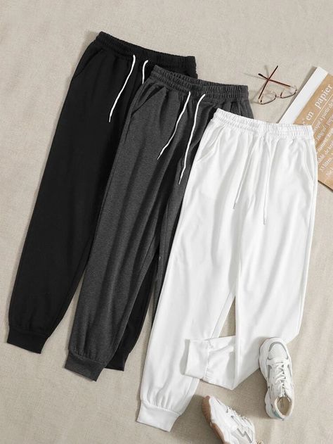 Celana Jogger Wanita, Korean Airport Fashion, Cute Sweats, Trendy Bottoms, Eid Outfits, Cute Gym Outfits, Stylish Hoodies, Lazy Day Outfits, Trendy Fashion Outfits