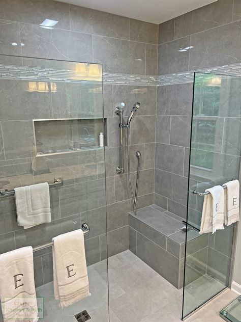 Tiled Shower Seat Ideas, Grey Shower Tile Ideas Wall, Master Bath Shower Large Tile, Large Tiled Shower Ideas Walk In, Built In Shower Bench Ideas, Grey Shower Floor Tile Ideas, 3x5 Shower With Bench, Zero Threshold Showers, Gray Walk In Shower Ideas