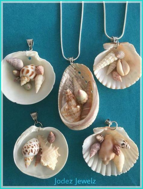 Sea Shells Diy, Art Coquillage, Seashell Projects, Shells Diy, Sea Jewelry, Seashell Pendants, Shell Crafts Diy, Sea Crafts, She Sells Seashells