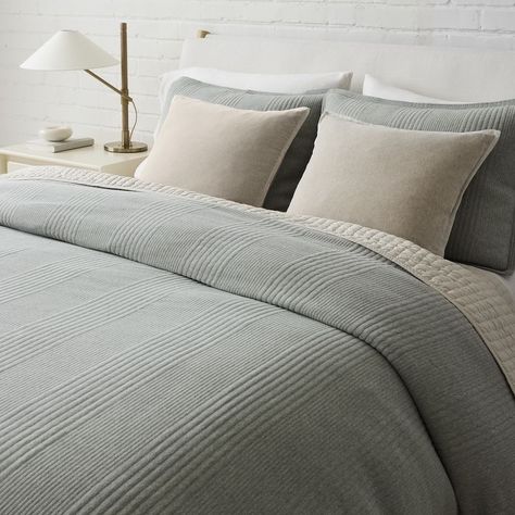 Gray Waffle Bedding, Duvet Covers Cozy, Softest Duvet Cover, King Bed Duvet Ideas, King Duvet Cover Master Bedrooms, Bed Duvet Covers Ideas, Neutral Duvet Covers, Cream Duvet Cover, Light Grey Bedding