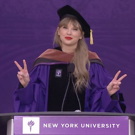 Grad Cap College, Printable Topper, Purple Gown, Wearing Purple, Graduation Quotes, Estilo Taylor Swift, Quotes Words, Taylor Swift Wallpaper, Long Live Taylor Swift