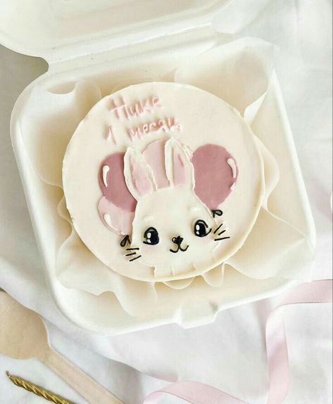 Rabbit Cake Design, Teddy Bear Birthday Cake, Soccer Birthday Cakes, Cake Designs For Girl, Small Birthday Cakes, Cake Decorating Icing, Birthday Cakes For Her, Rabbit Cake, Mini Cakes Birthday